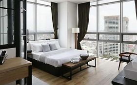 Tama Hotel Phnom Penh Tower 4*